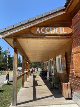campinglesbouillouses-lacdesbouillouses-carlit-riviere-foret (65) 11