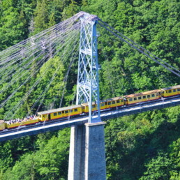 train-jaune fotolia 5 train-jaune fotolia 5